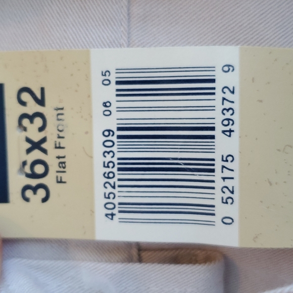 Dockers Khaki - Picture 5 of 5